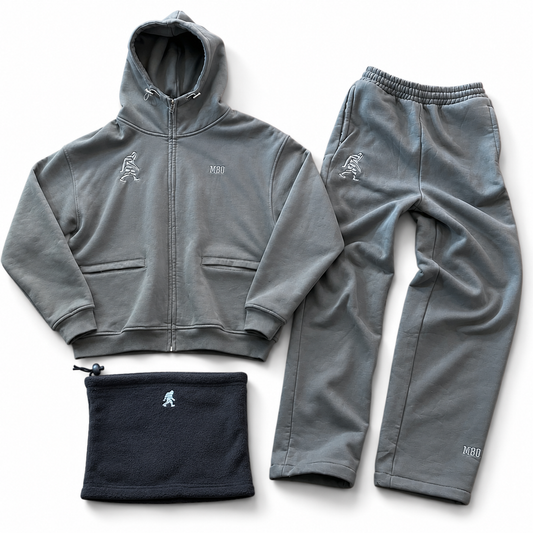 essentials bundle (neckwarmer shipped within 1-4 days)